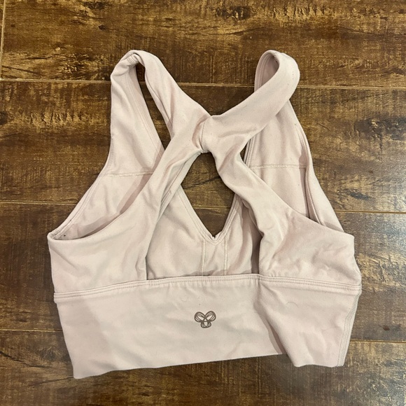 TNA Volly Sports bra - Picture 2 of 2